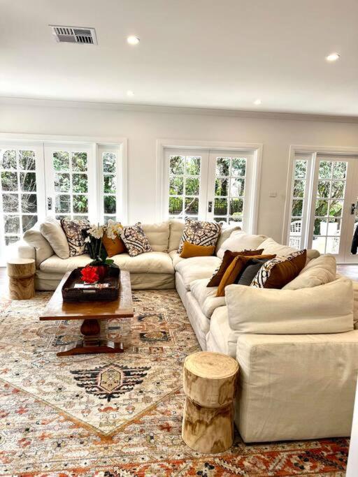 וונטוורט פאלס Sunnyside Luxurious 4Br Art Villa, Fireplace, Village 2Mins מראה חיצוני תמונה